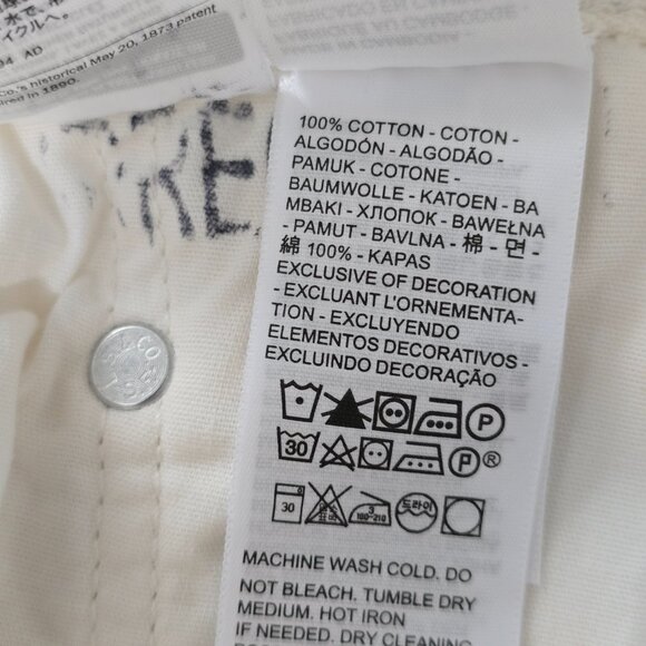 NWT Levi's Premium 501 '90s Cream Cropped Straight Leg Jeans 32 Button Fly - Picture 6 of 6